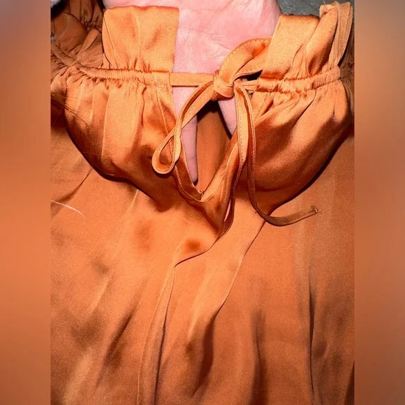 Forever 21 Off the shoulder dreamy blouse by Forever 21 Contemporary - Picture 8 of 9